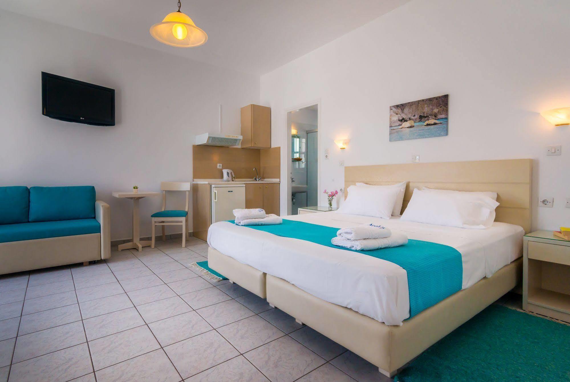 Aeolis Hotel Adamantas  Екстериор снимка